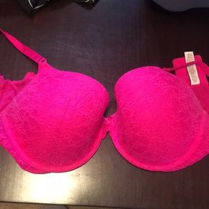 Hot pink bra with flower lace on it